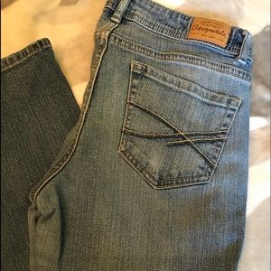 WOMANS AEROPOSTALE LIGHTWASH BOOTCUT JEANS